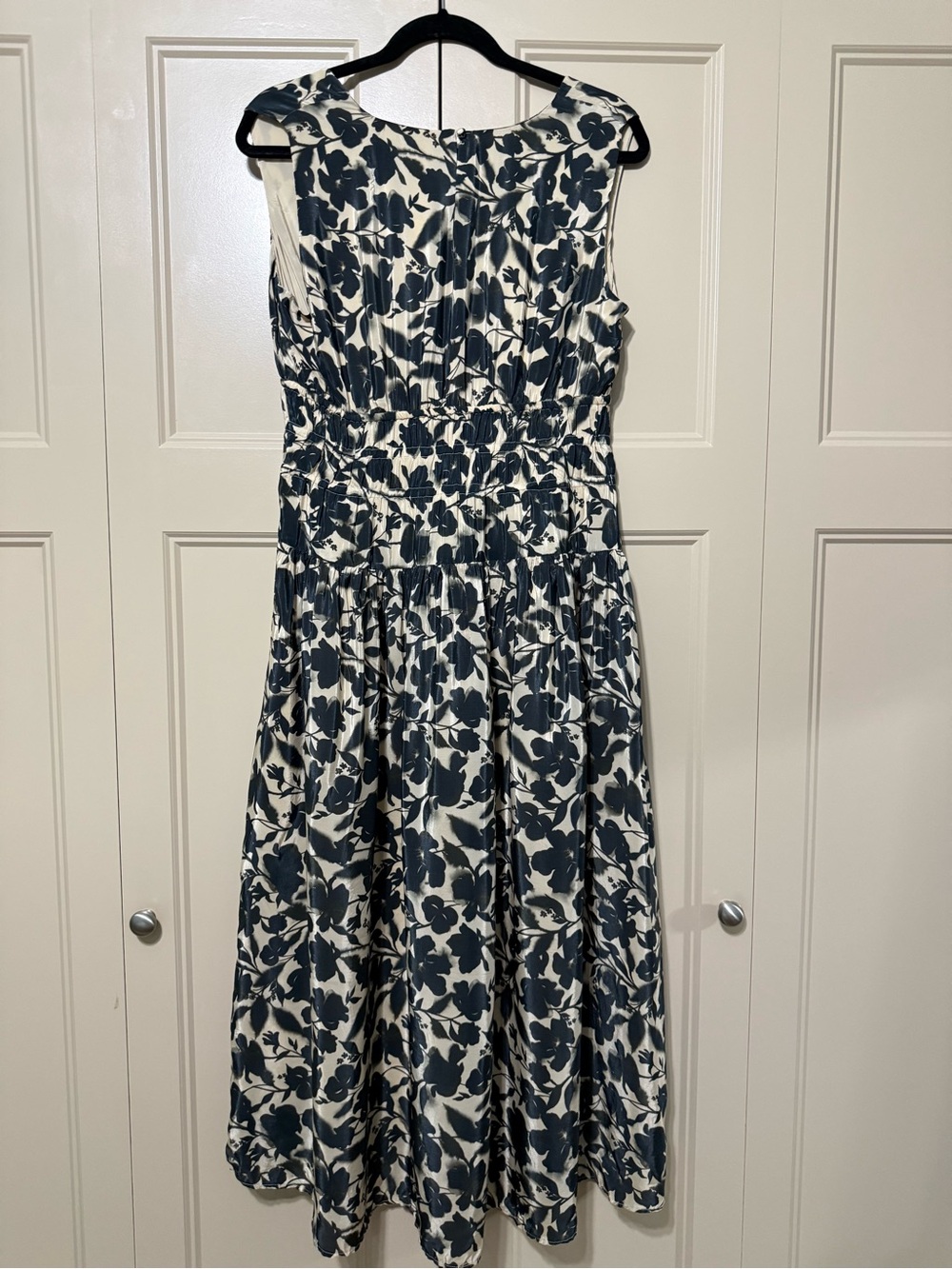 J.Crew Hyacinth V-neck dress in crepe de chine Midi Dress Women’s M (size 8-10) - Picture 9 of 15